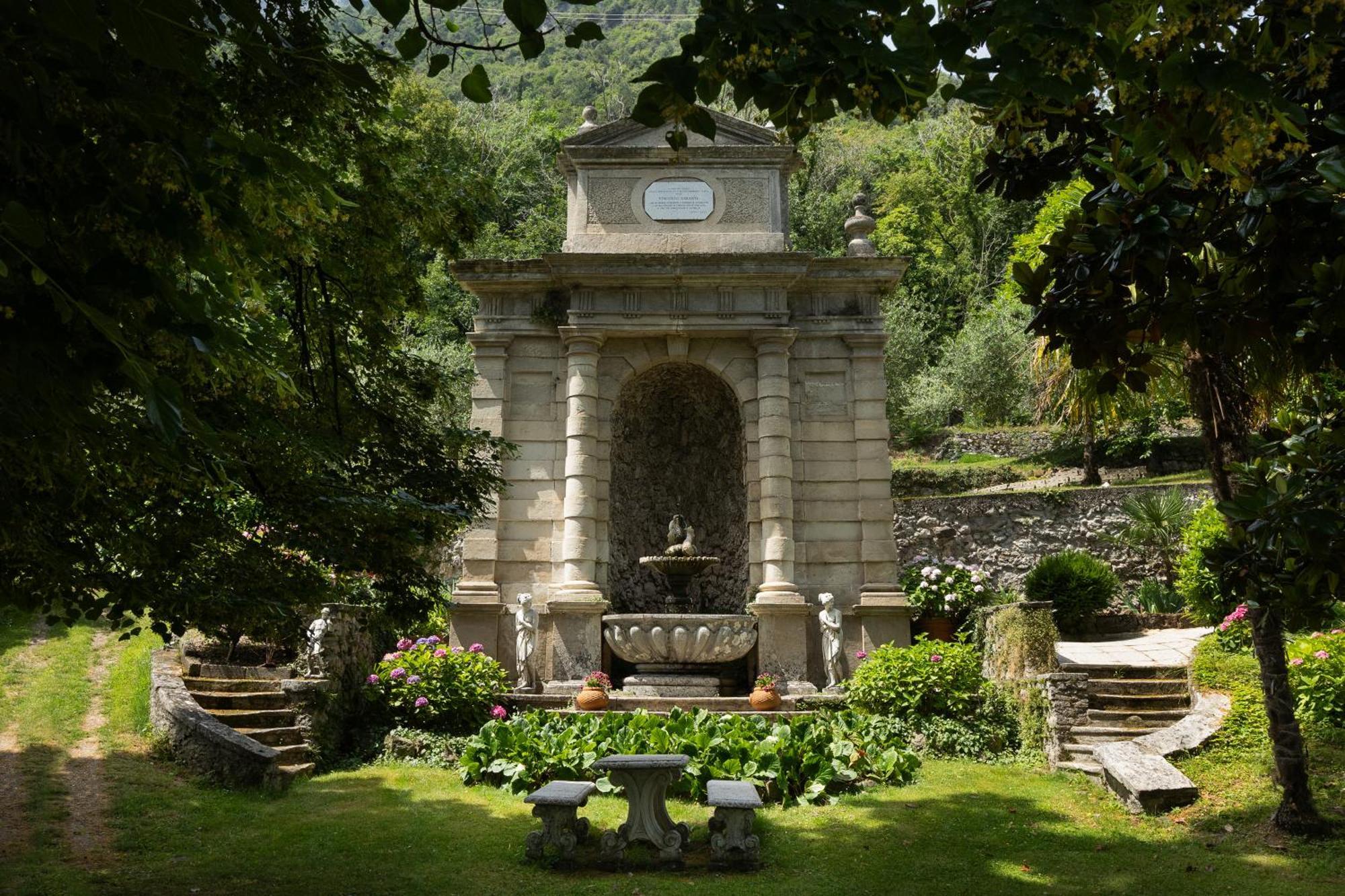 Villa Angelica Riva del Garda Bagian luar foto