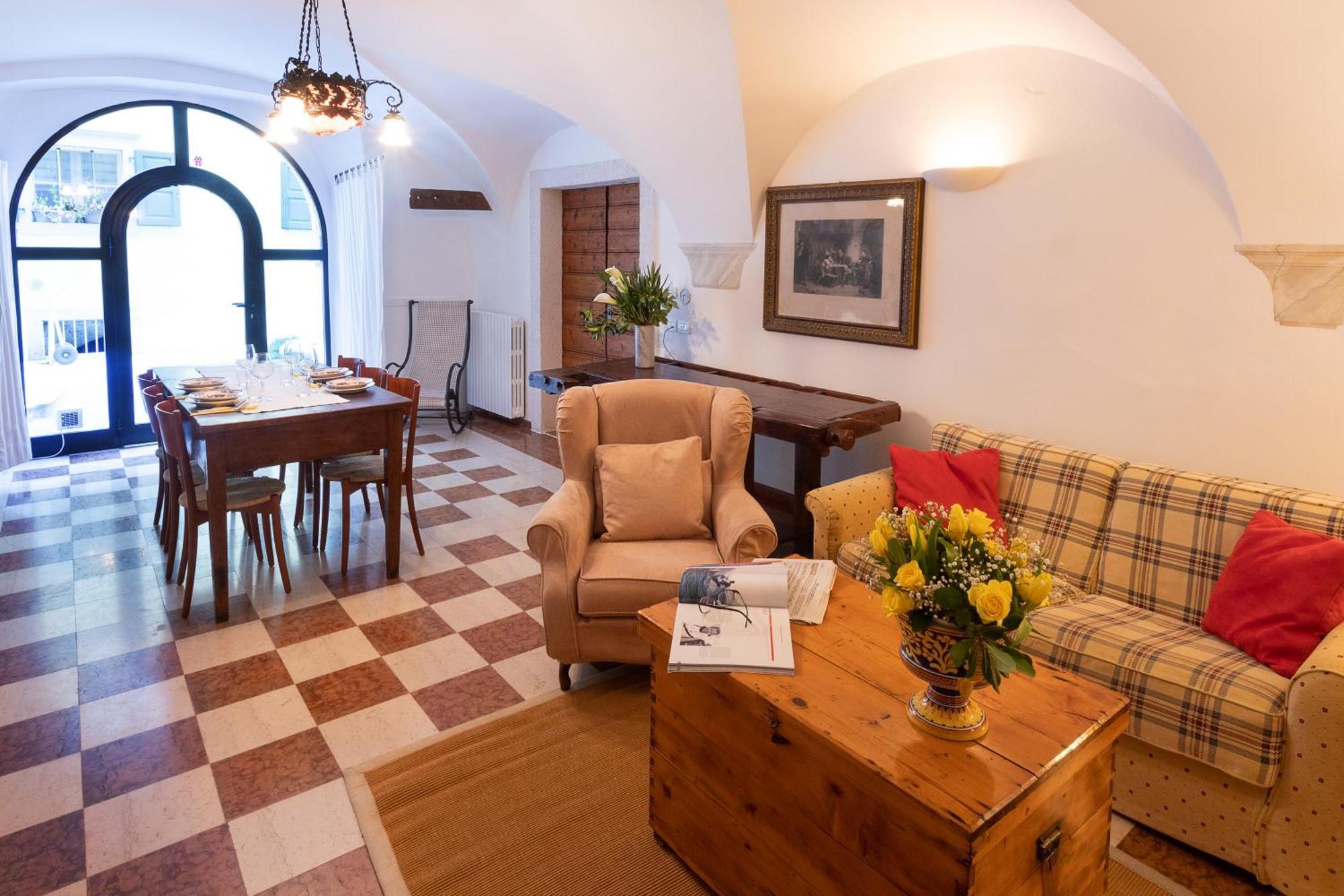 Villa Angelica Riva del Garda Ruang foto